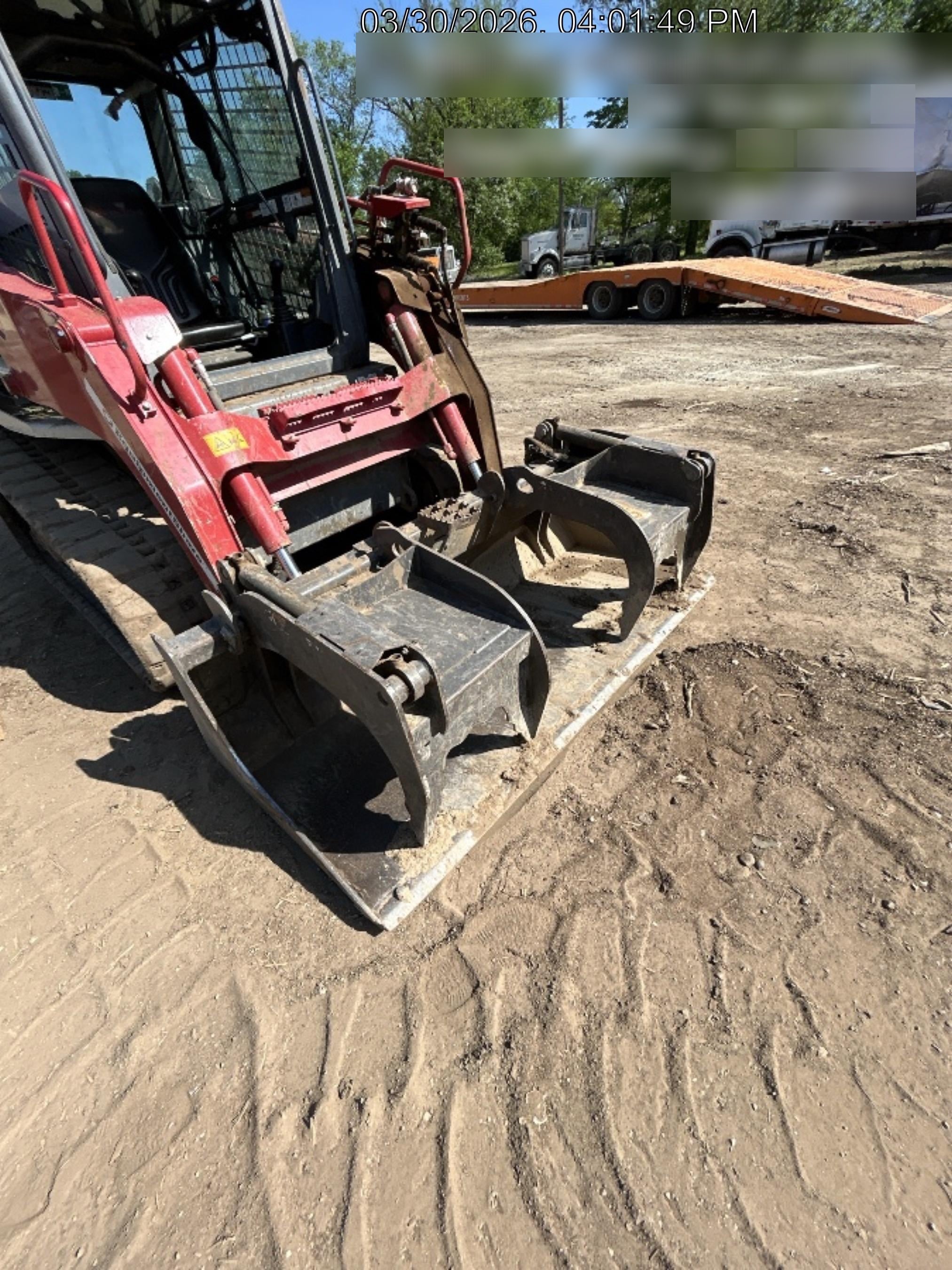 2020 PALADIN 76" Scrap Grapple Bucket - Paladin
