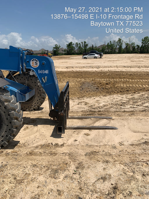 2018 Genie GTH-844 GTH-844 w/Open ROPS, Solid Tires, beacon/work lights, 60" carriage/forks