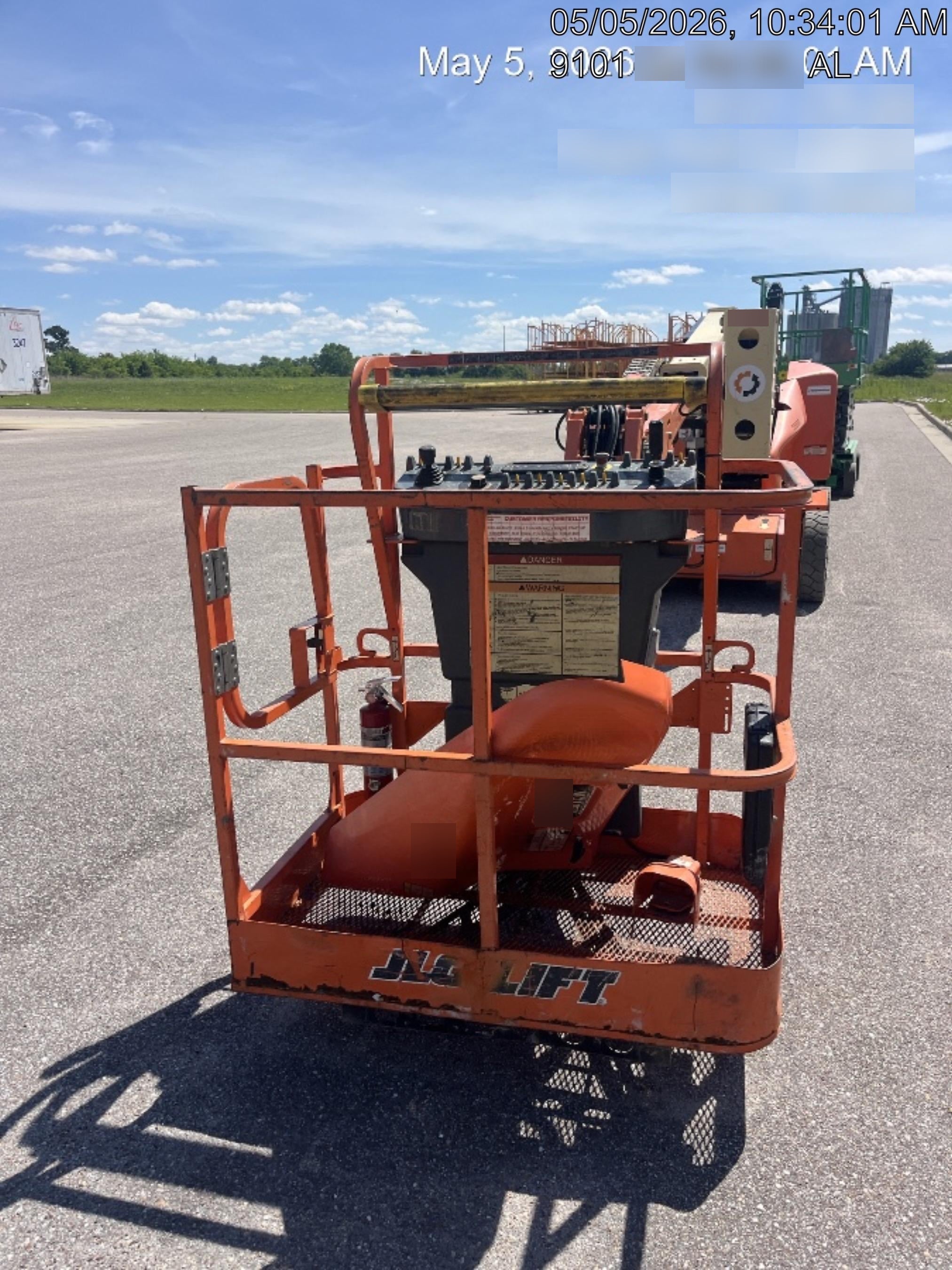 2019 JLG E400AJPN
