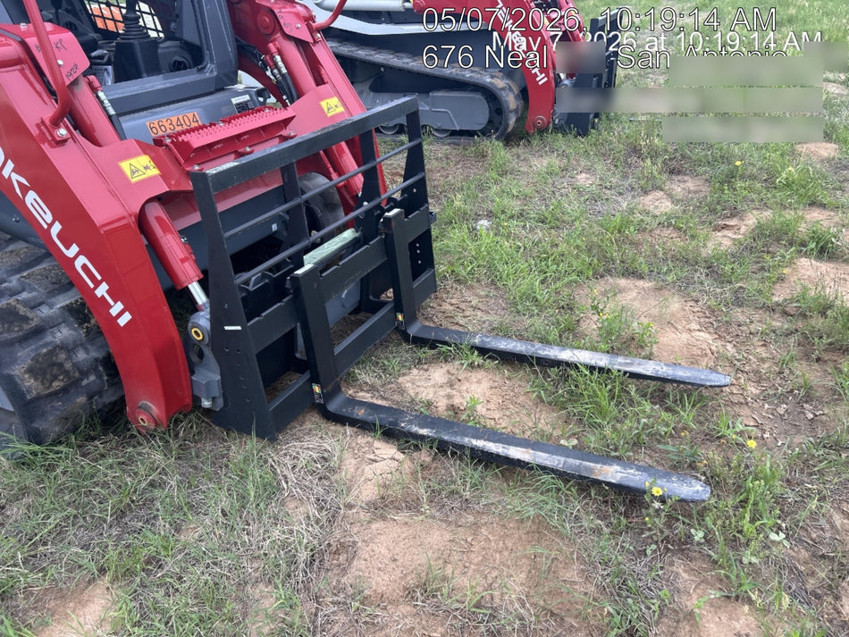 2026 ARROW MATERIAL HANDLING 48" Pallet Forks - Arrow