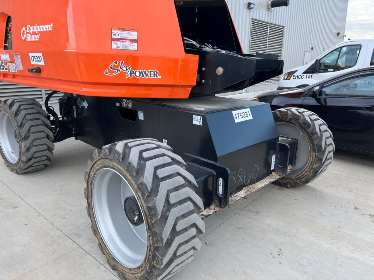2024 JLG 660SJ