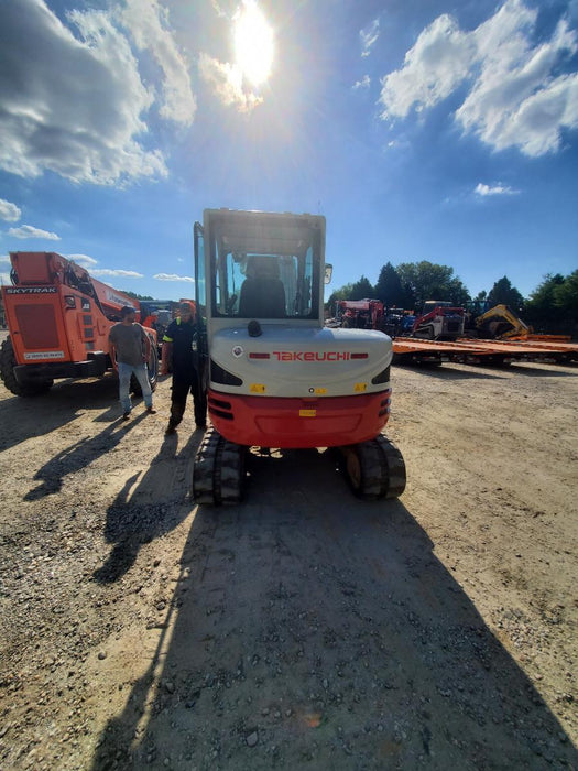 2021 TAKEUCHI TB250-2C