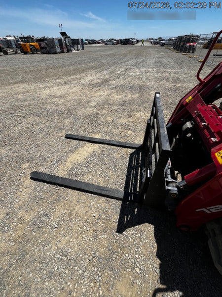 2026 ARROW MATERIAL HANDLING 72" Pallet Forks - Arrow