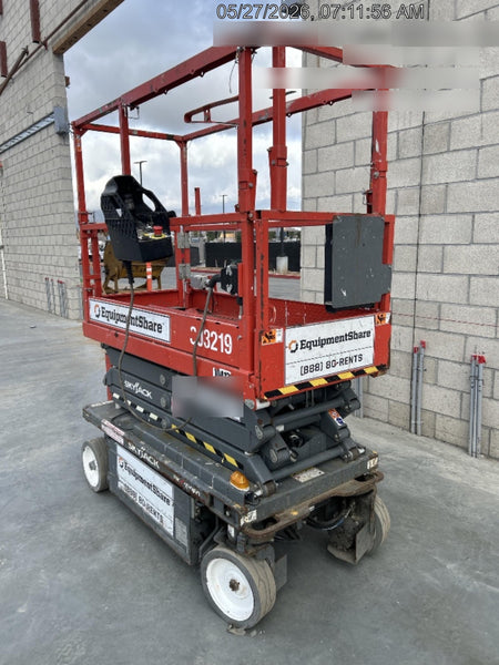 2020 Skyjack SJIII-3219 Solid NM Tires, Half height spring hinged entry gate, Dual Beacons, 800W Inverter
