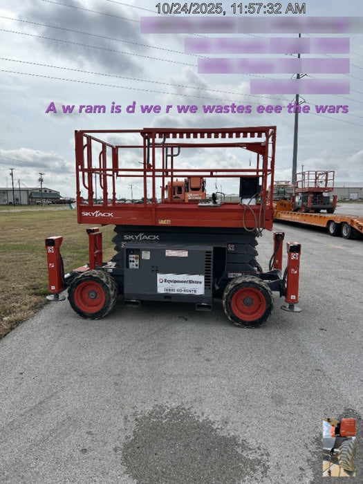 2017 SKYJACK SJ6832 RT