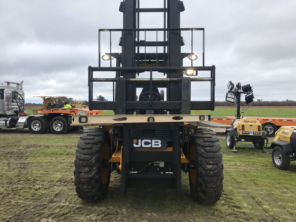2021 JCB 930-4