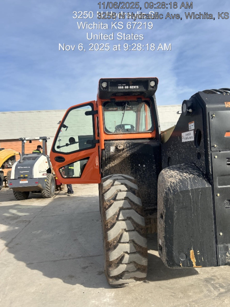 2025 JLG 1732