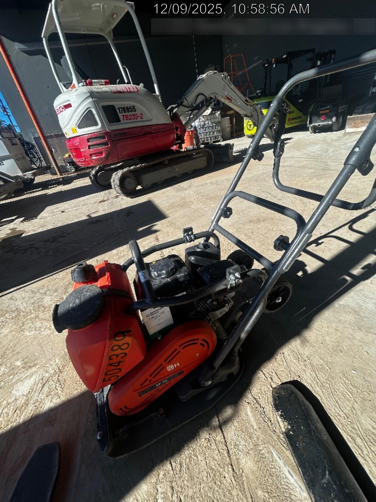 2025 HUSQVARNA LF75