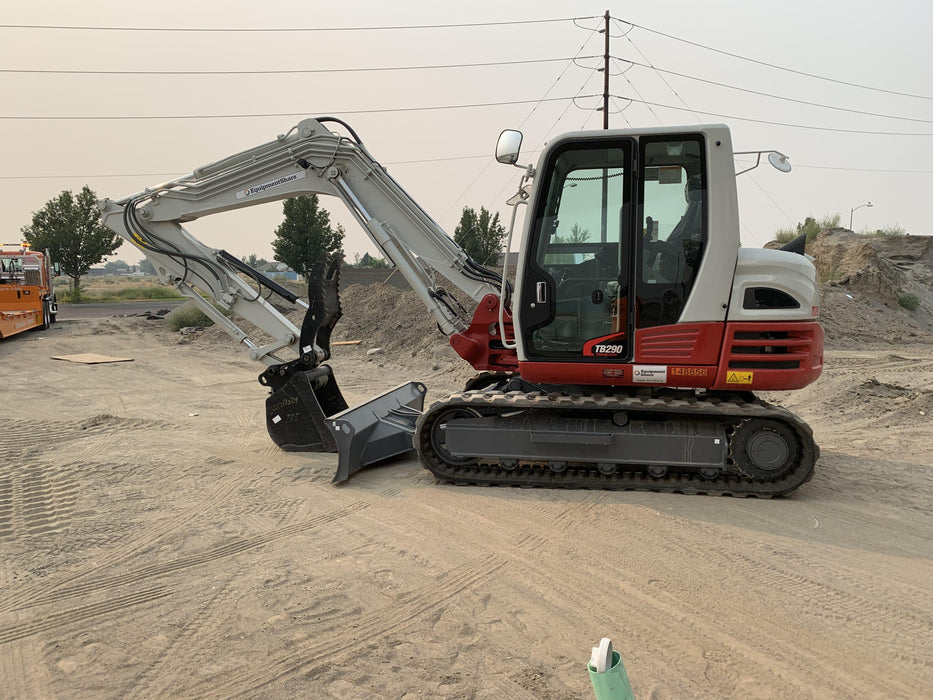 2021 TAKEUCHI TB290C