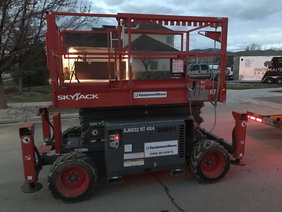 2019 SKYJACK SJ6832 RT
