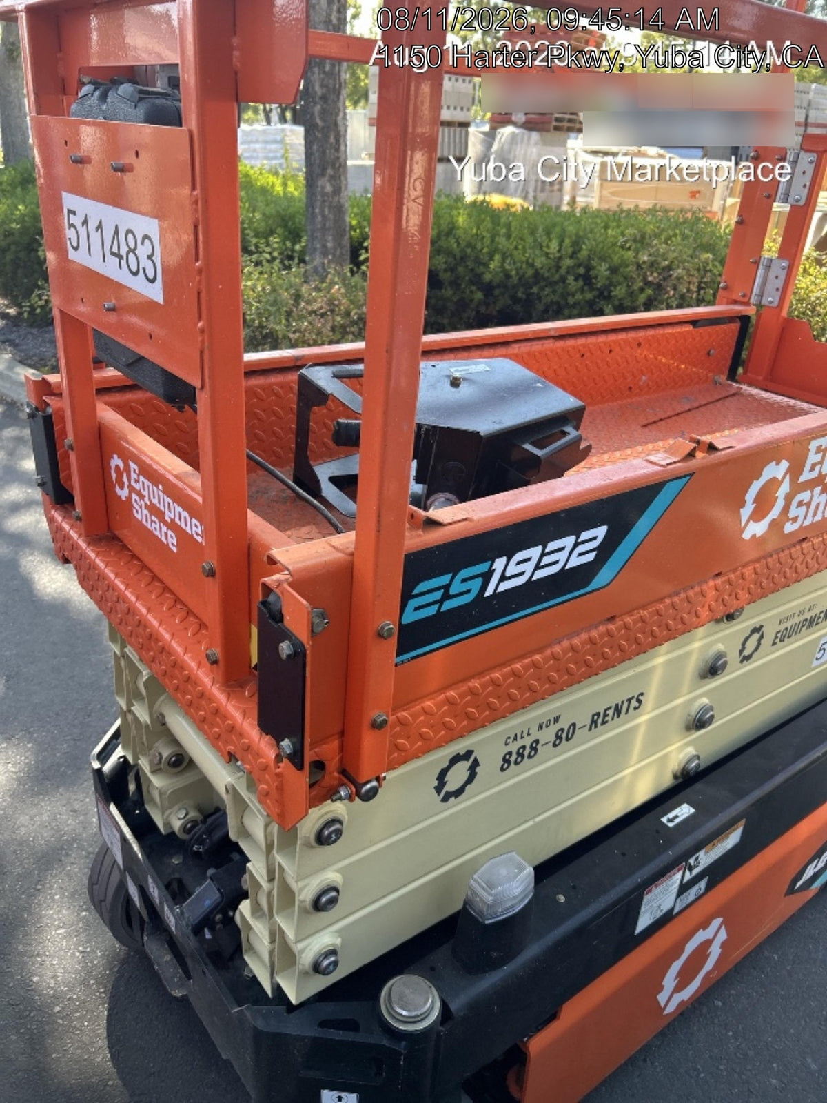 2025 JLG ES1932