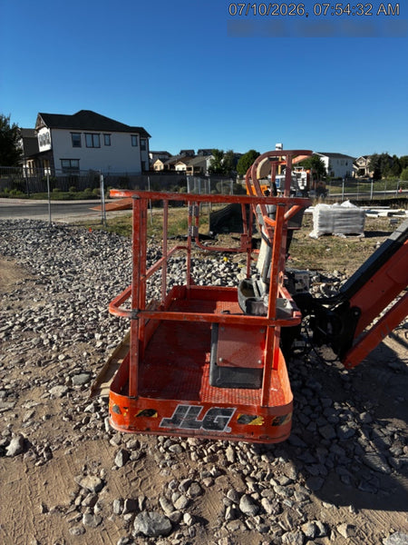 2022 JLG 660SJ