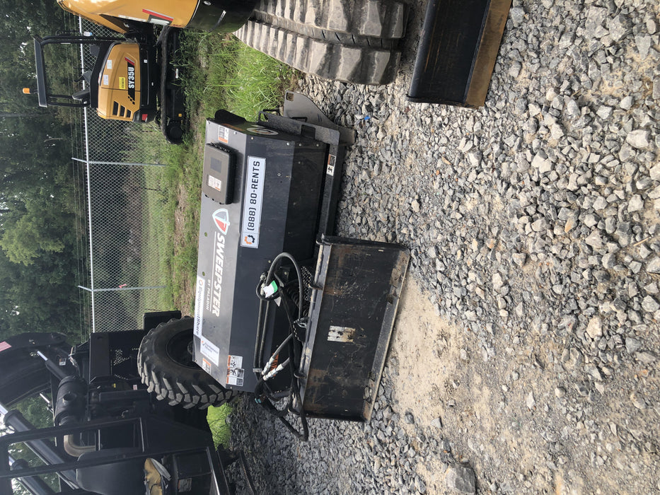 2019 PALADIN Sweepster SB72