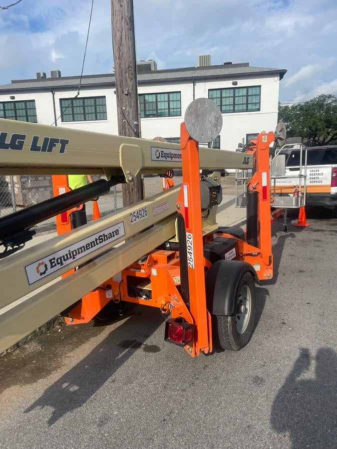 2022 JLG T500J