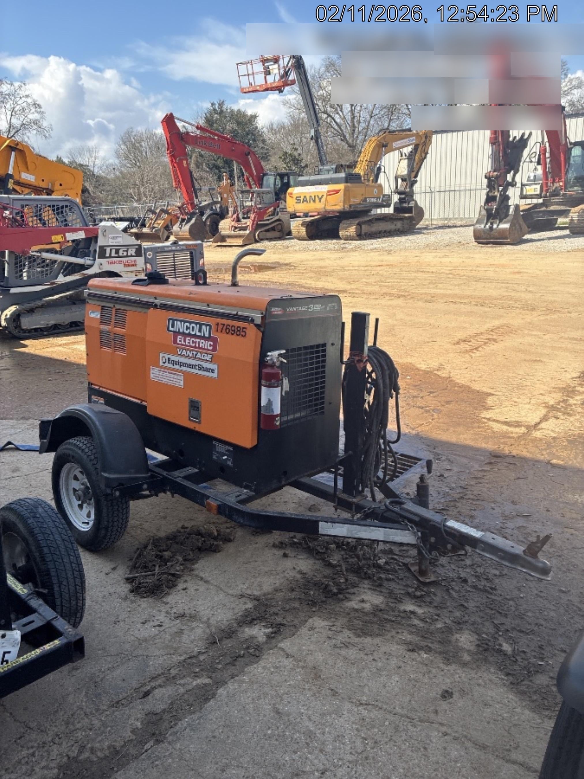 2021 Lincoln Electric Vantage 322 Vantage 322 Ready Pak 3 w/ Decals, ORANGE (includes trailer, cable rack, fender light kit) NO Telematics