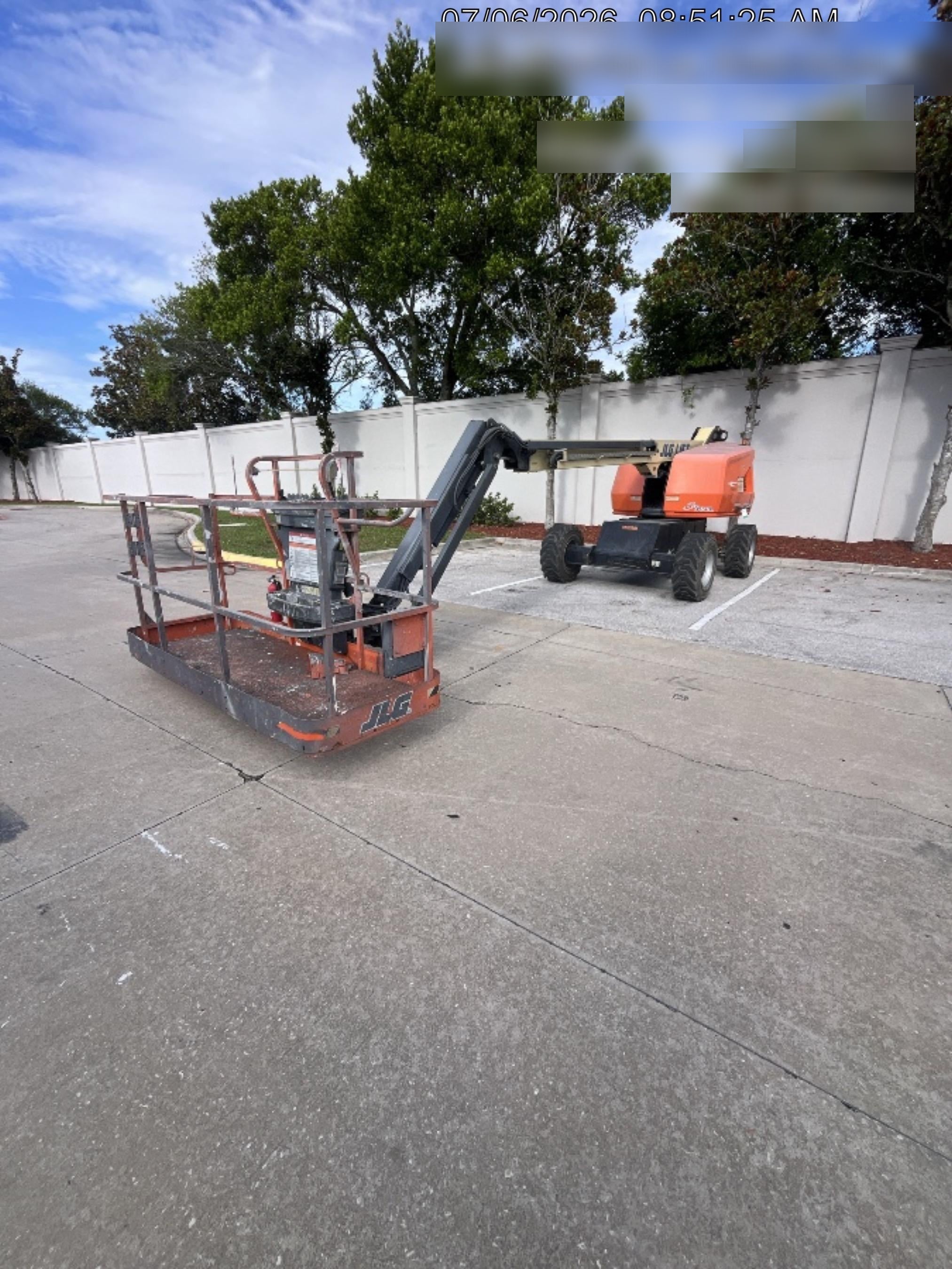 2023 JLG 460SJ