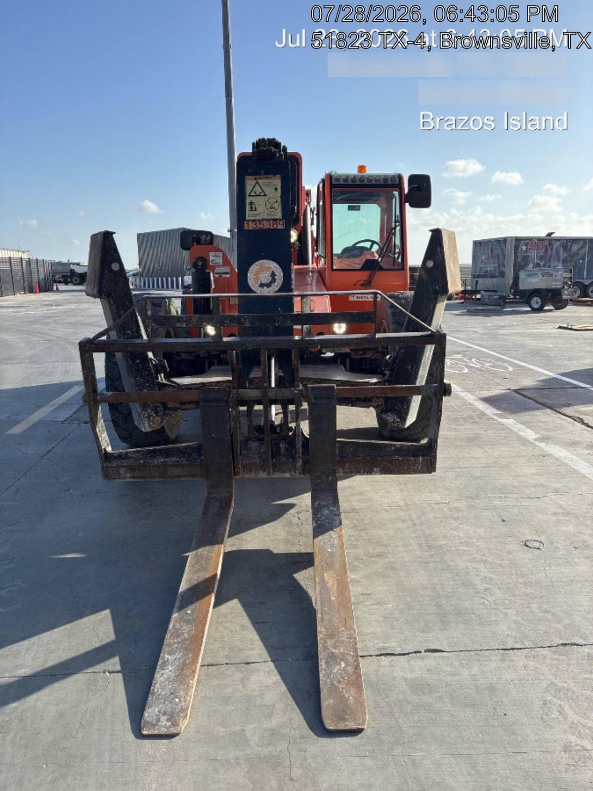 2021 JLG 12054