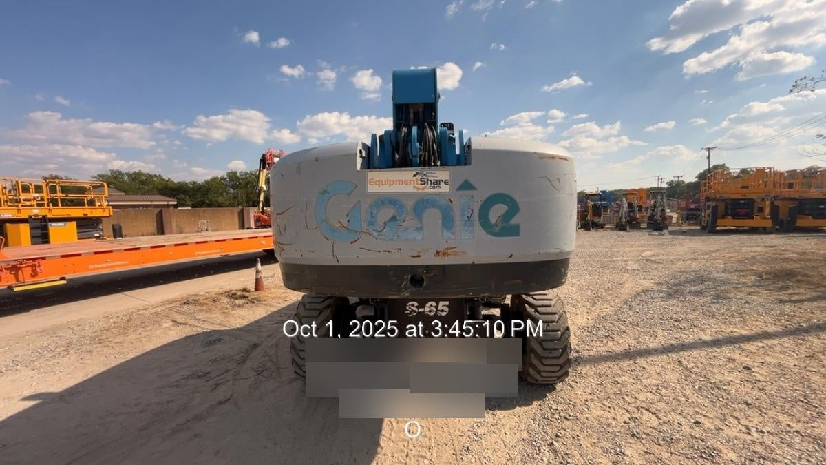 2017 GENIE S-65