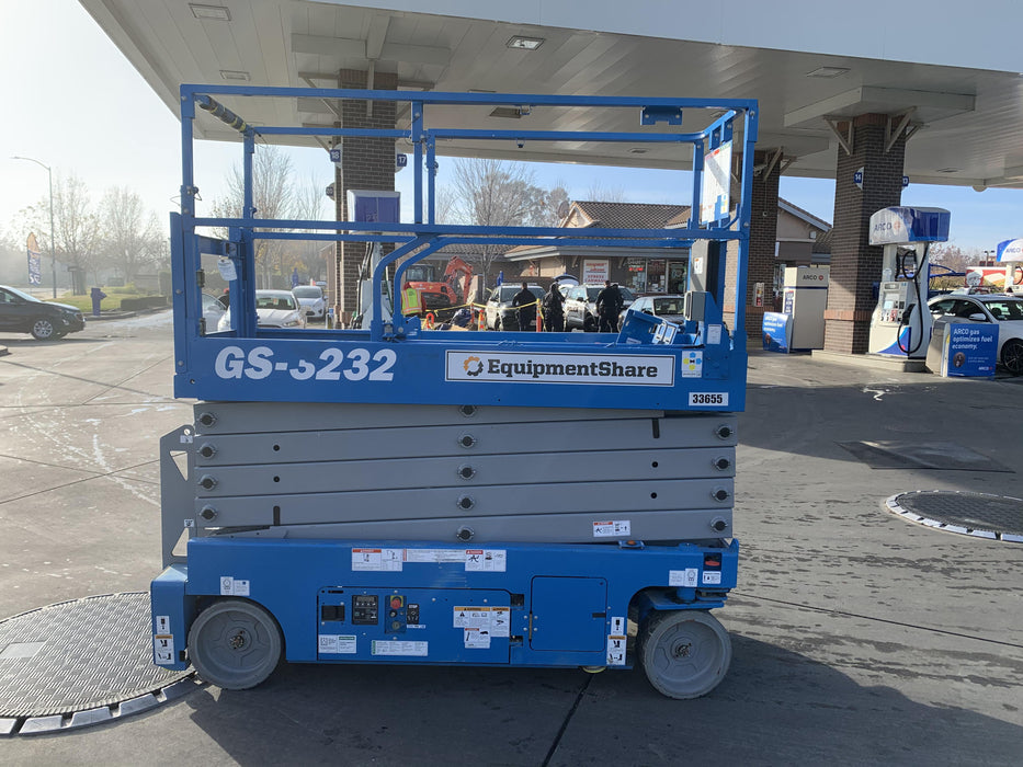 2019 Genie GS-3232 Standard Options