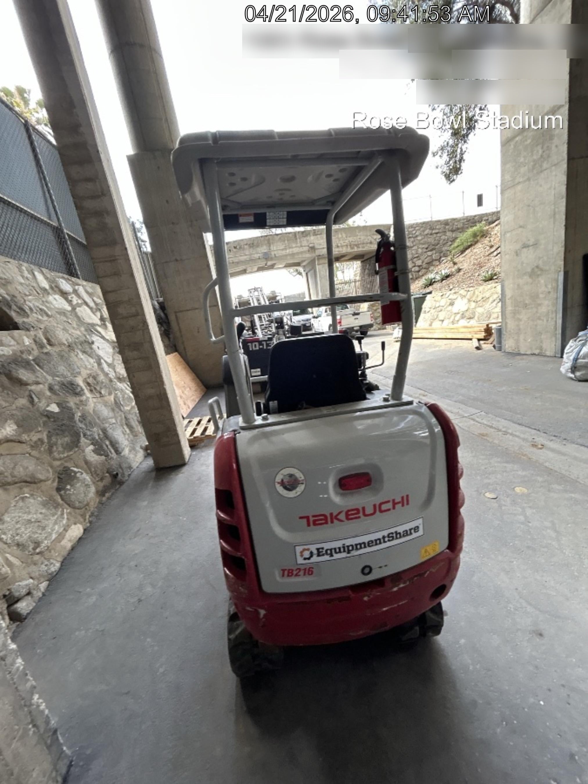 2023 TAKEUCHI TB216R