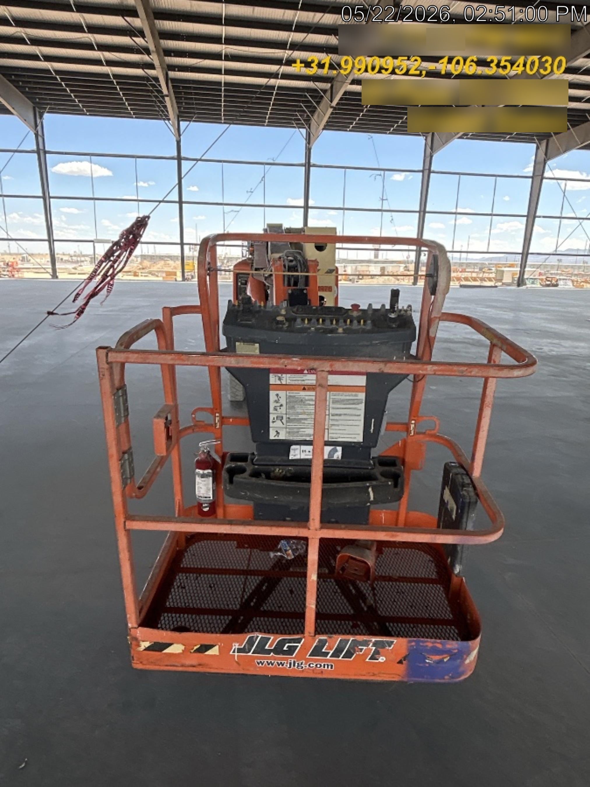 2021 JLG E400AJP Narrow