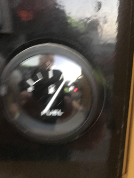 2022 Vac-Tron LP573XDT T4 Koehler Diesel Engine, 500 Gallon Debris Tank, x2 100 Gallon Water Tanks