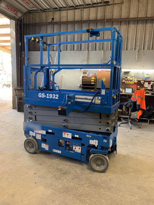 2021 GENIE GS-1932