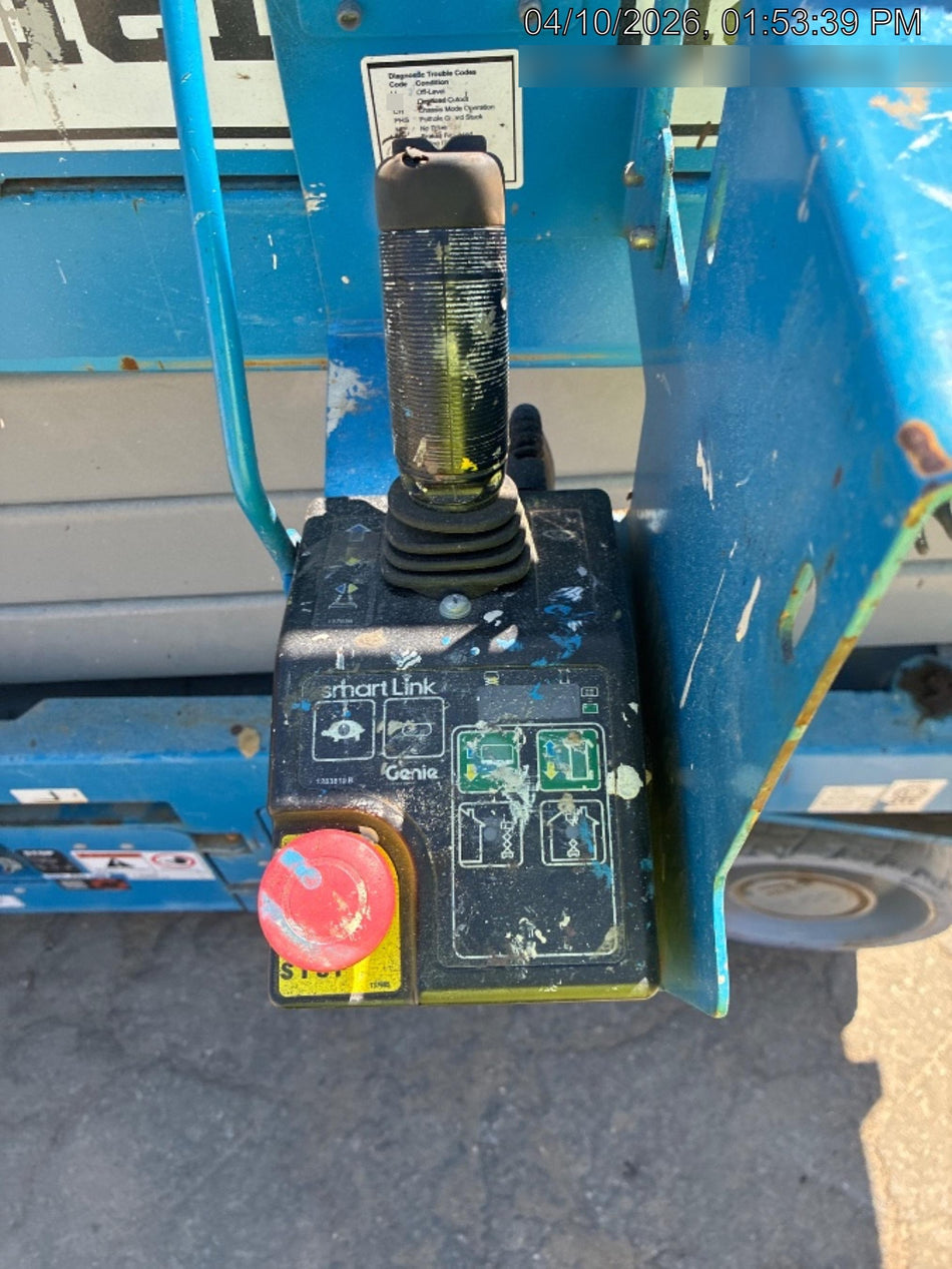 2022 GENIE GS-2632