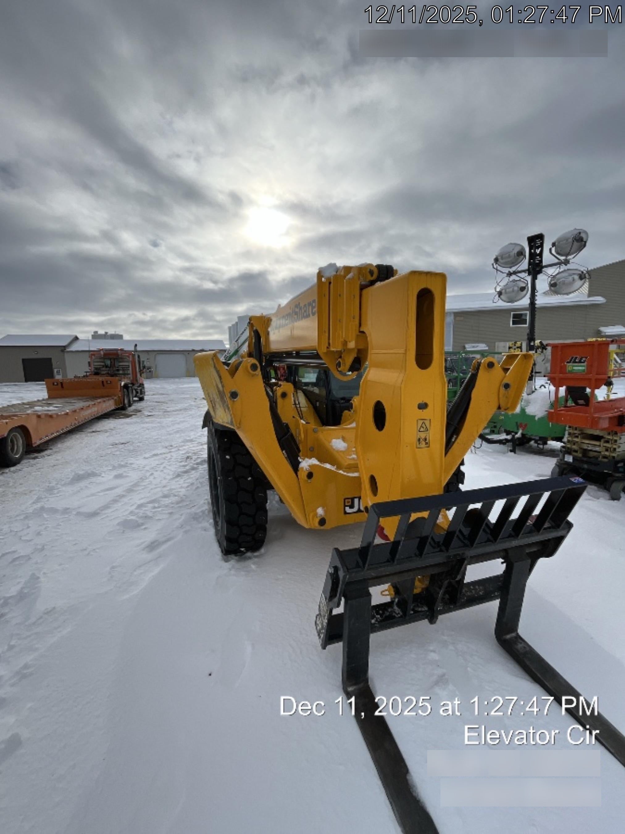 2025 JCB 512-56