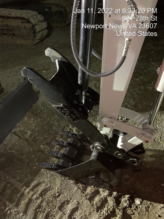 2021 TAKEUCHI TB235-2CR