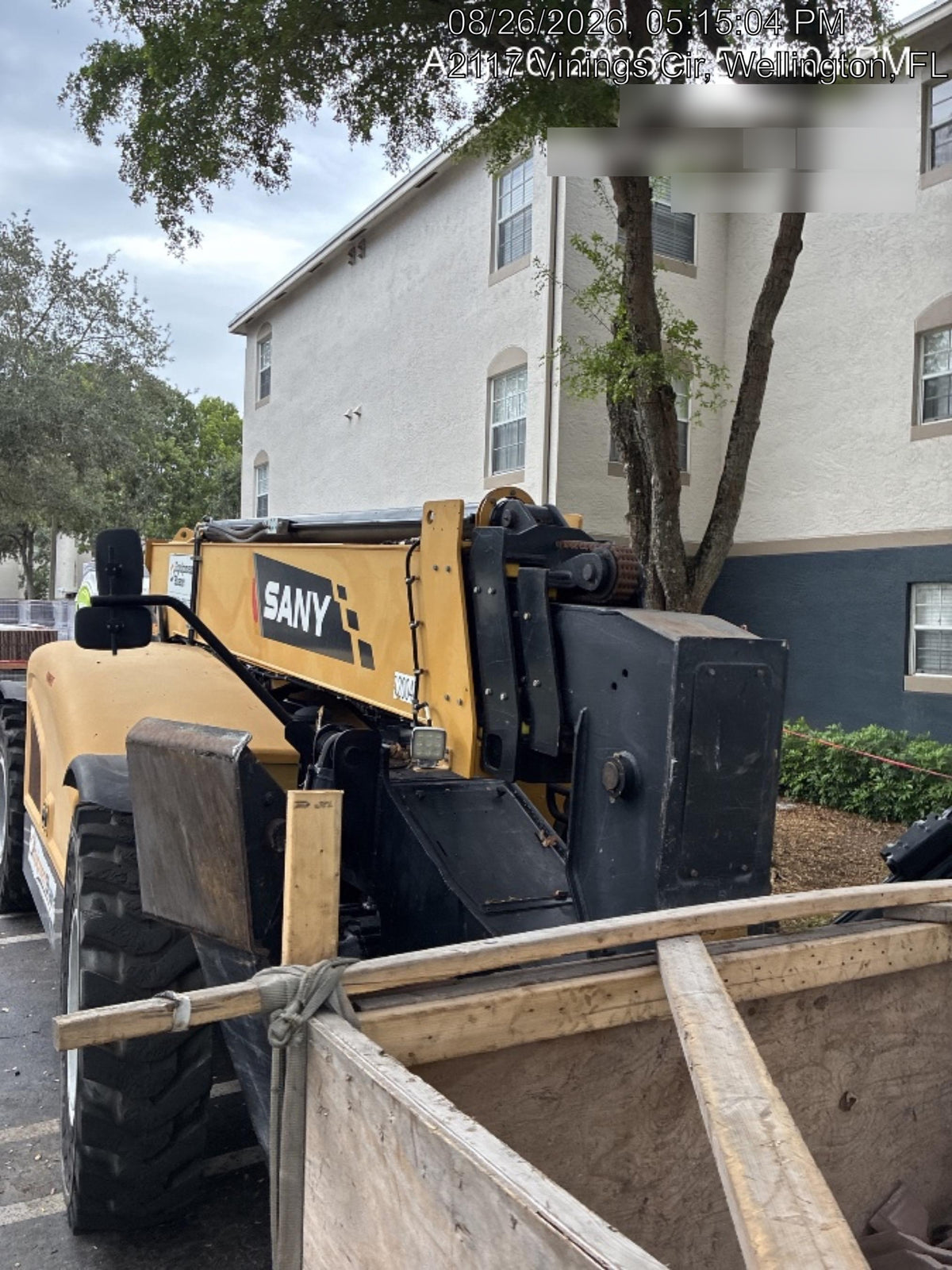 2021 SANY STH1056