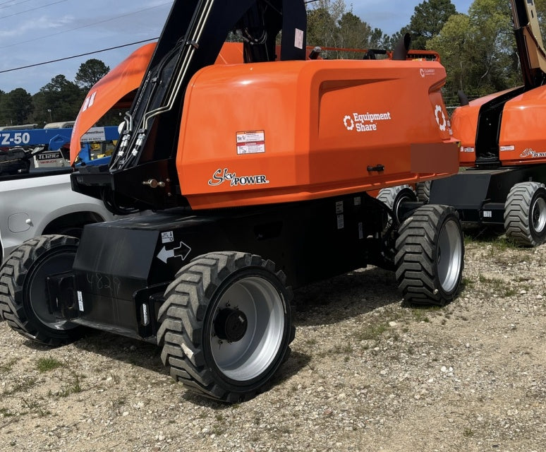2024 JLG 660SJ