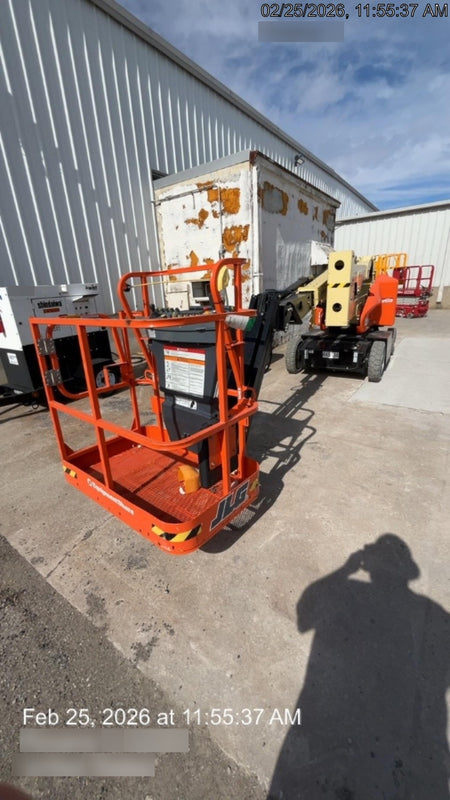 2024 JLG E400AJP Narrow