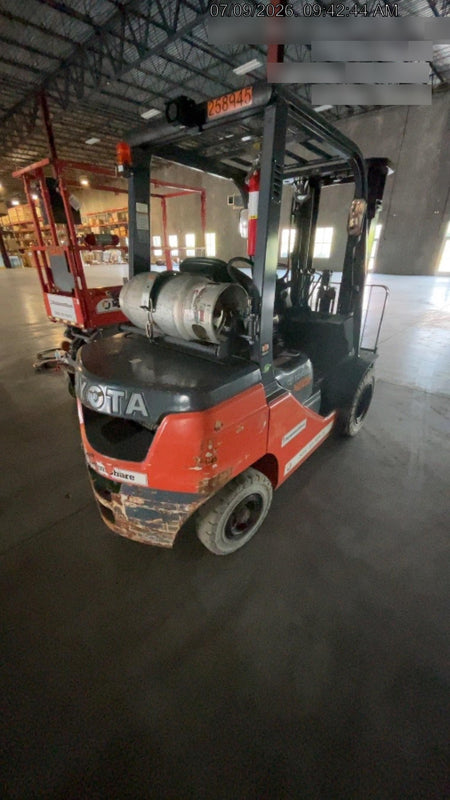 2022 TOYOTA 50-8FGU25