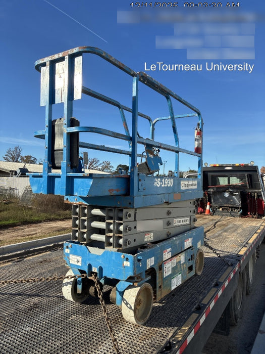 2019 Genie GS-1930 Fixed Rails with Chain Entry