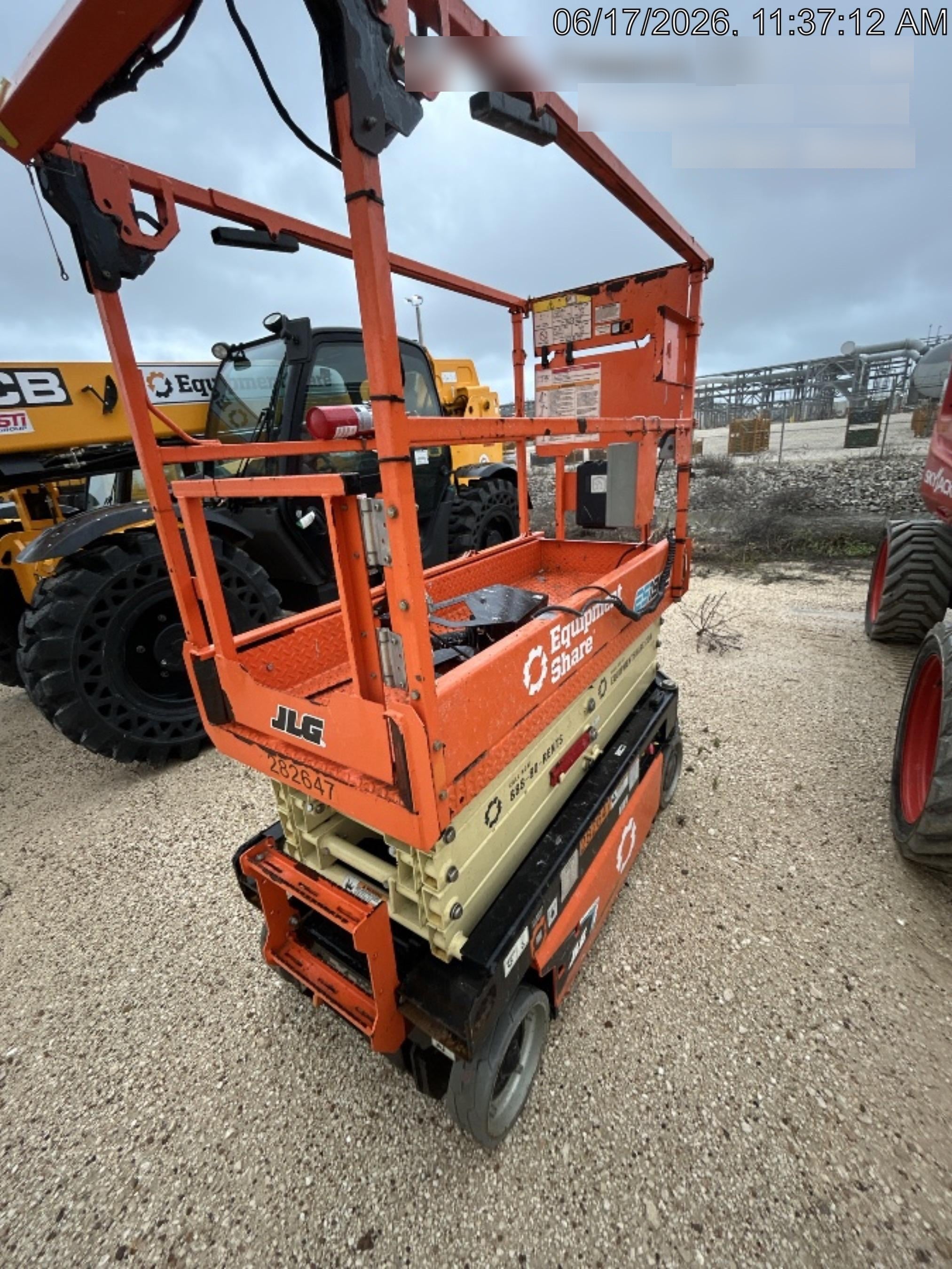 2022 JLG ES1932