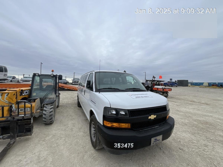 2023 CHEVROLET Express Van - Rental