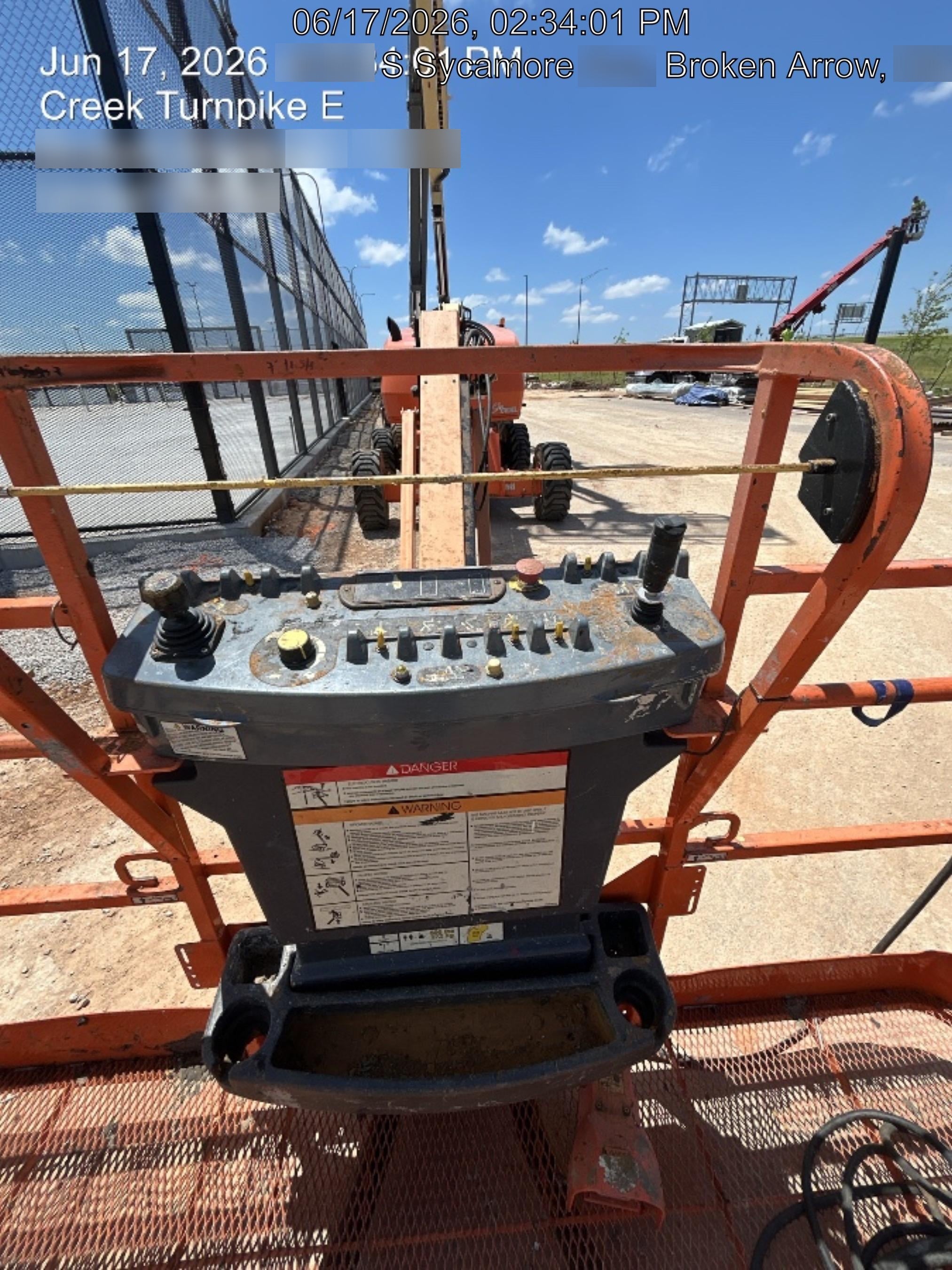 2022 JLG 460SJ