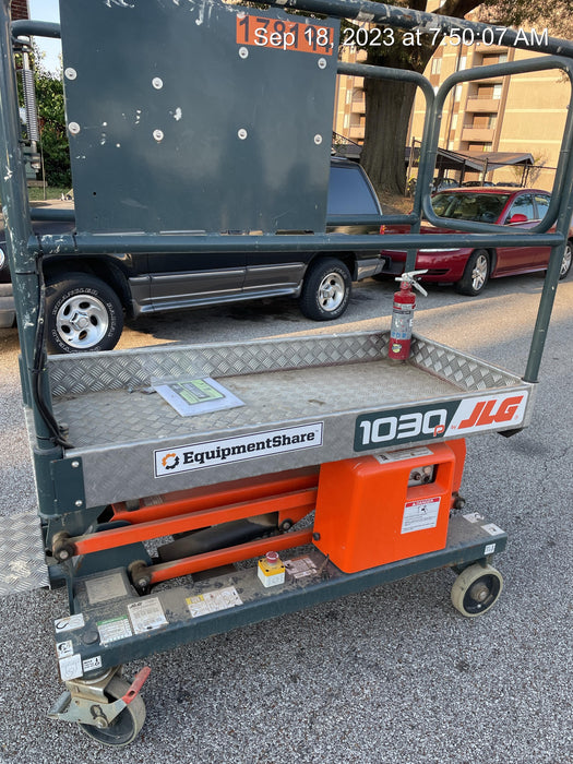 2021 JLG 1030P