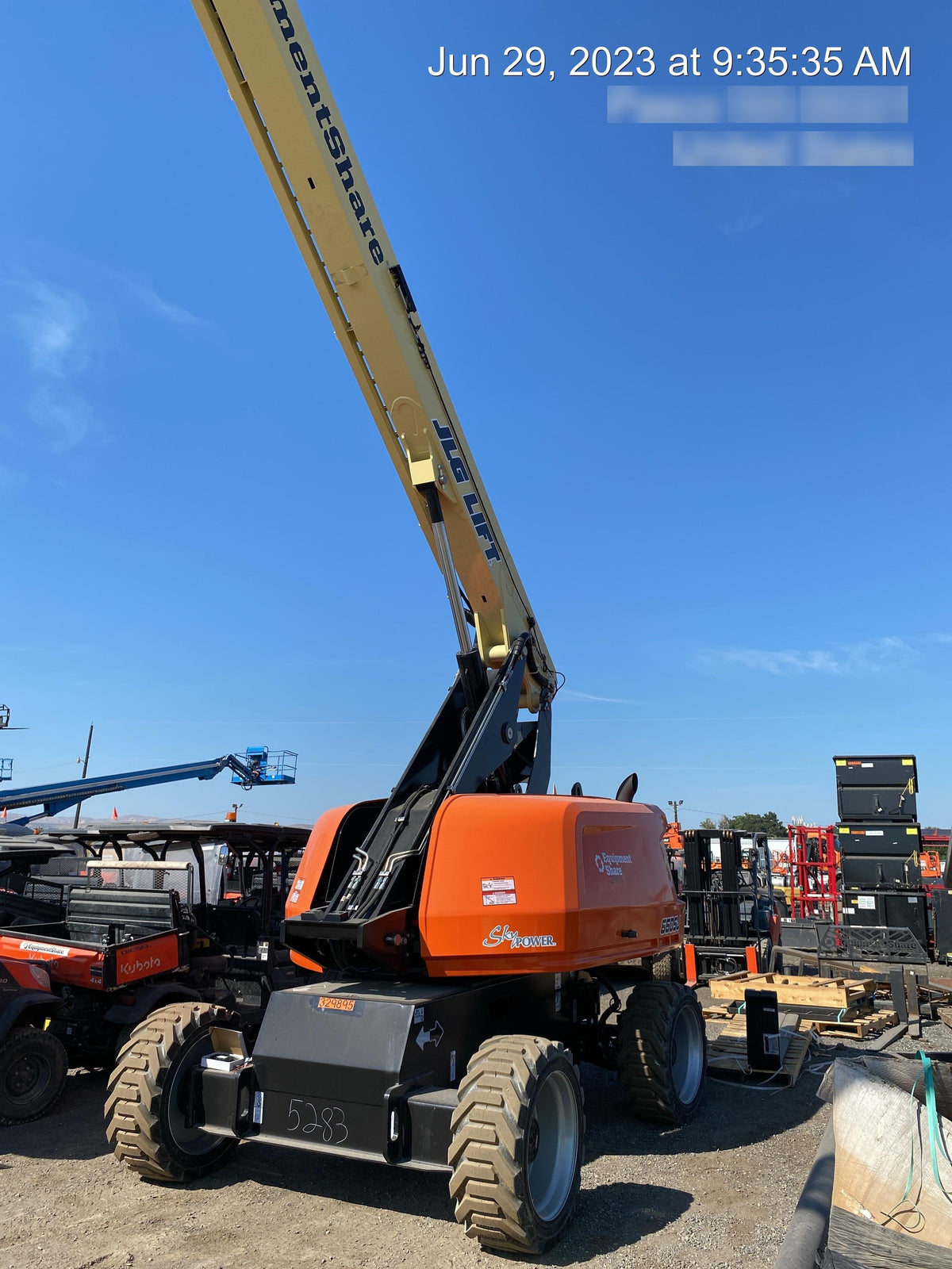2023 JLG 660SJ