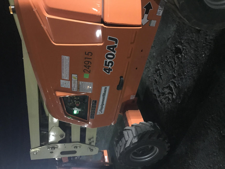 2019 JLG 450AJ