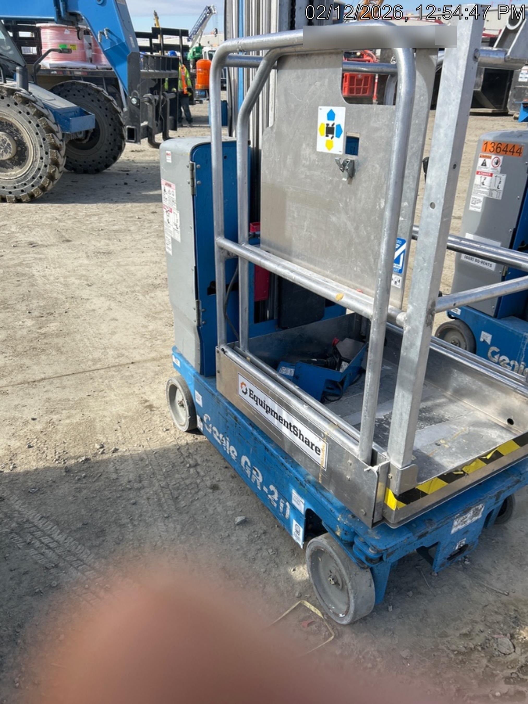 2011 GENIE GR-20