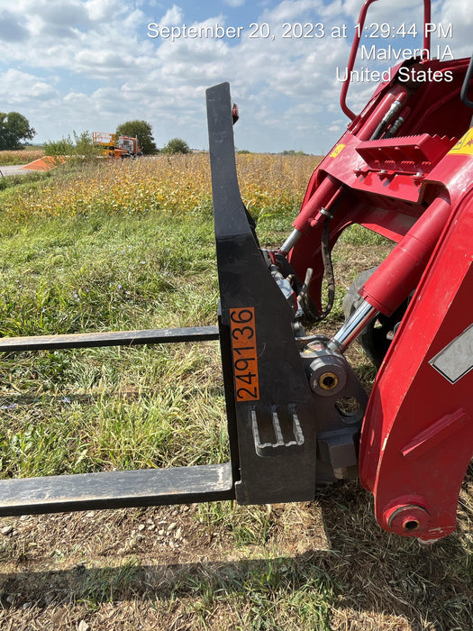 2022 PALADIN 48" Pallet Forks - Paladin