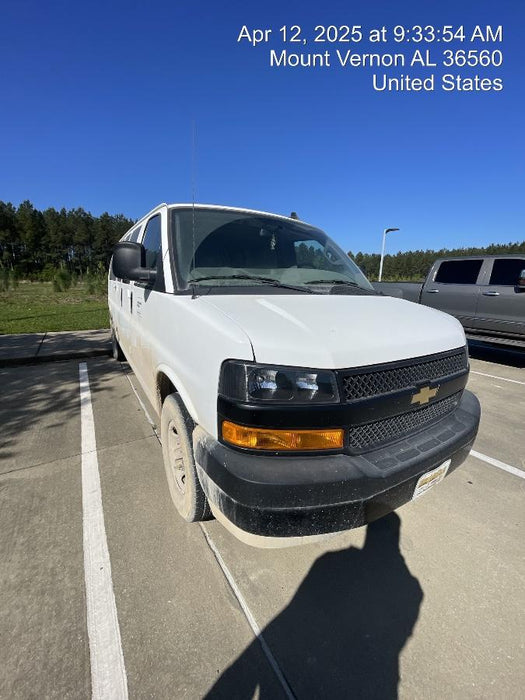 2023 CHEVROLET Express Van - Rental