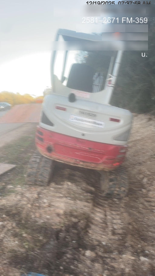 2021 TAKEUCHI TB235-2R