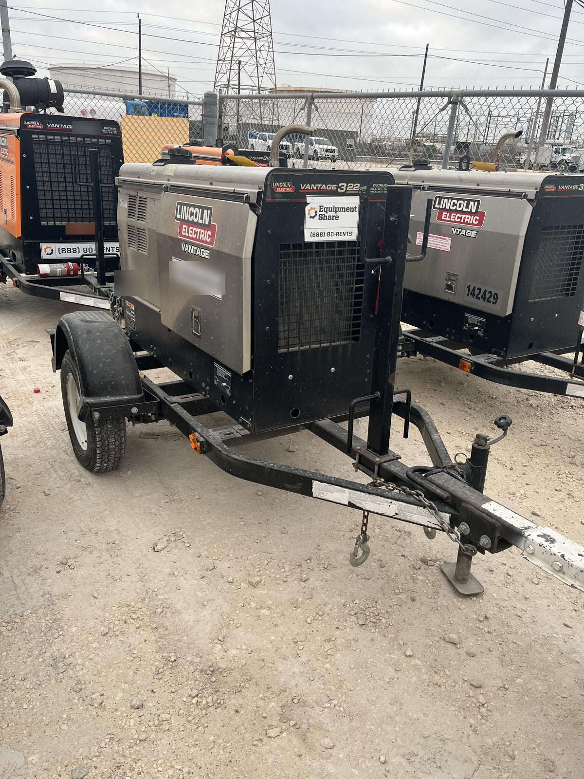 2018 Lincoln Electric Vantage 322 Lincoln Vantage 322 Welder Ready Pak 3 - Vantage 322, Trailer, Fender and light kit, Cable rack
