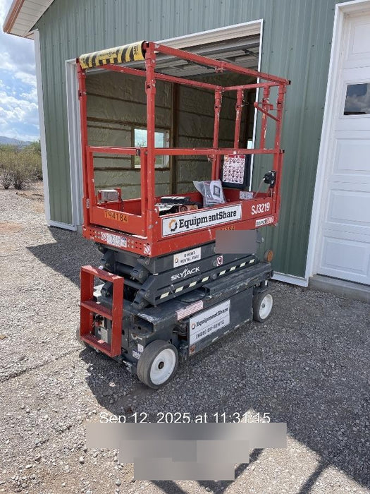 2021 SKYJACK SJ3219