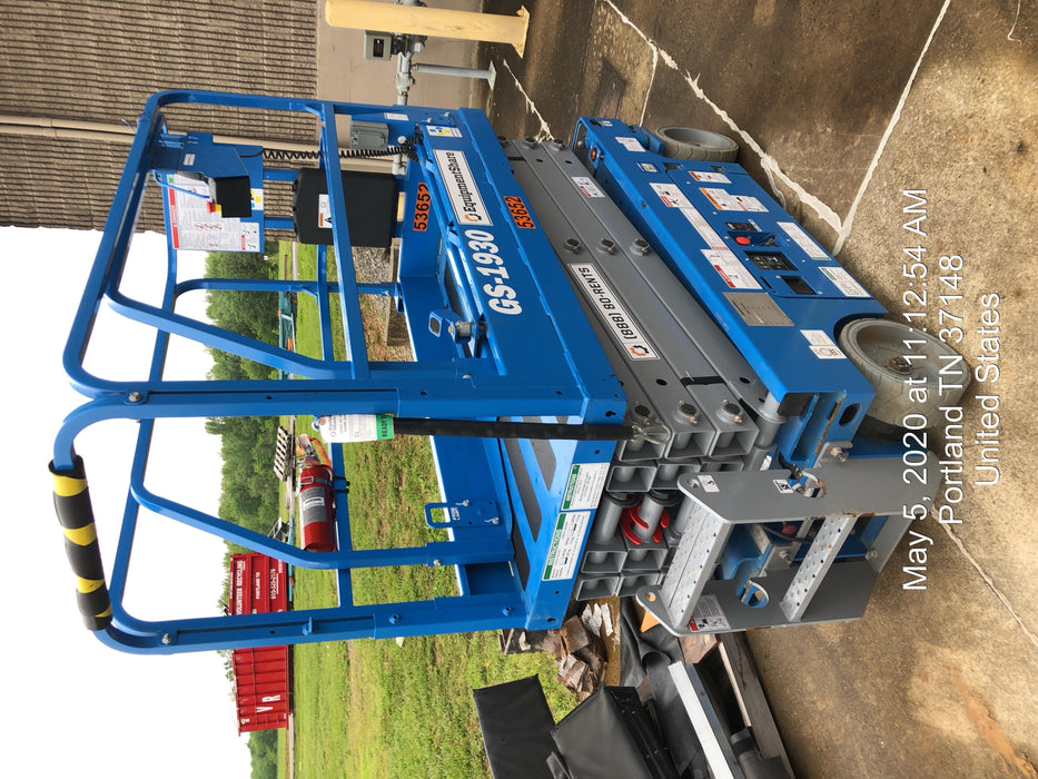 2019 Genie GS-1930 Fixed Rails with Chain Entry