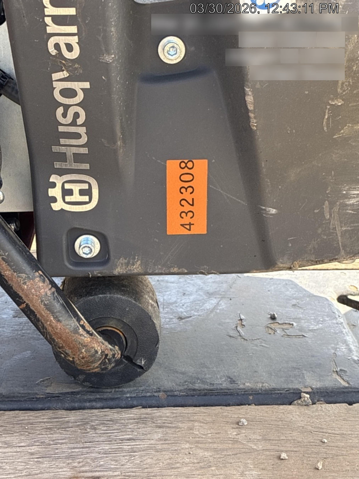 2024 HUSQVARNA LT6005