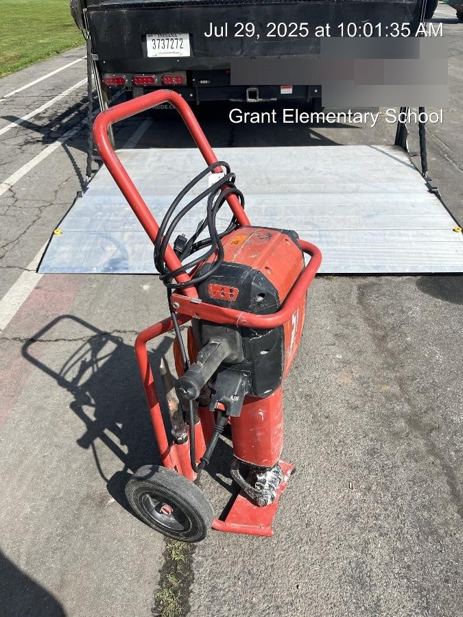 2020 HILTI TE 3000-AVR